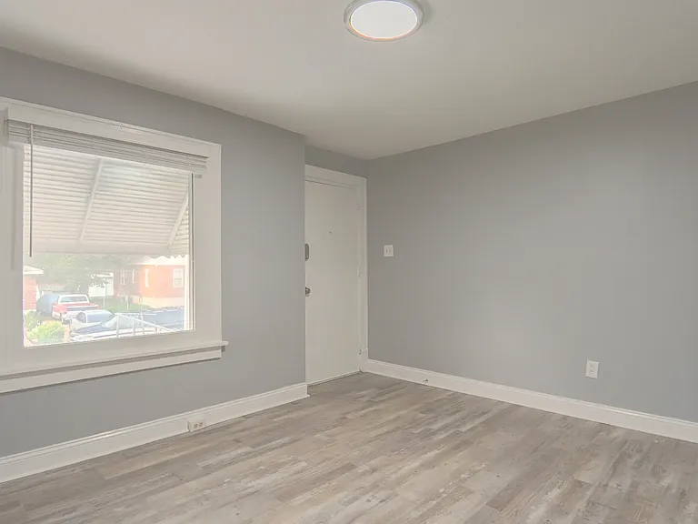 6112 Huntsville Ave — Photo 6