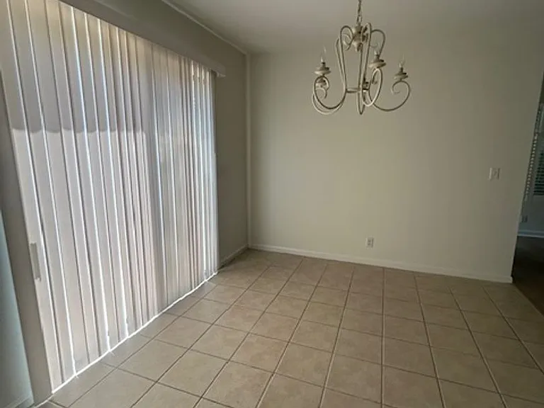 309 Maple St — Photo 6