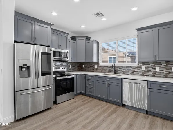 7760 W BONITOS Drive, Phoenix, AZ 85035