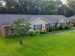 5463 Timberland Dr, Satsuma, AL 36572