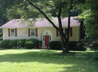 636 Alpine Rd, Winston Salem, NC 27104