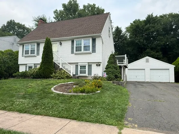 85 Burnham St, Berlin, CT 06037