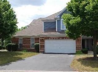 2000 N Silver Lake Rd, Arlington Heights, IL 60004