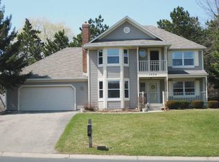 1524 Colleen Ave, Arden Hills, MN 55112