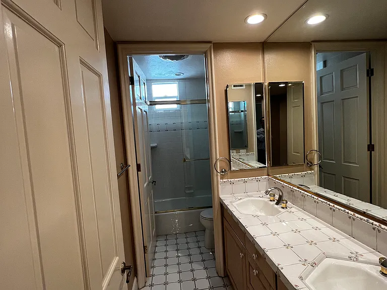 2357 Brookshire Ln — Photo 87