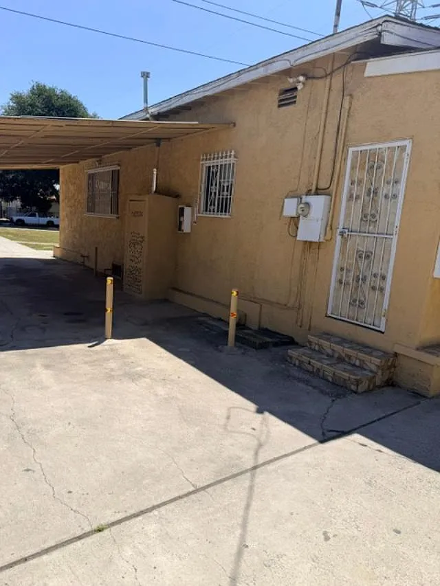 3 bed, 2100 sqft, $3,500 — Photo 4