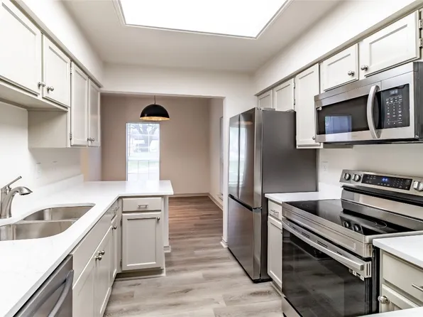 8600 Coppertowne Ln APT 1600, Dallas, TX 75243