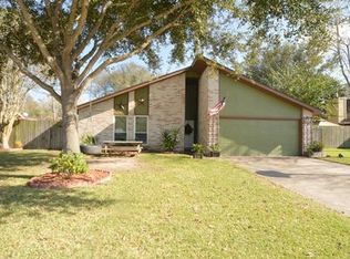 508 Dawn Dr, League City, TX 77573