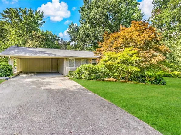 8596 Timber Lane Dr, Douglasville, GA 30134