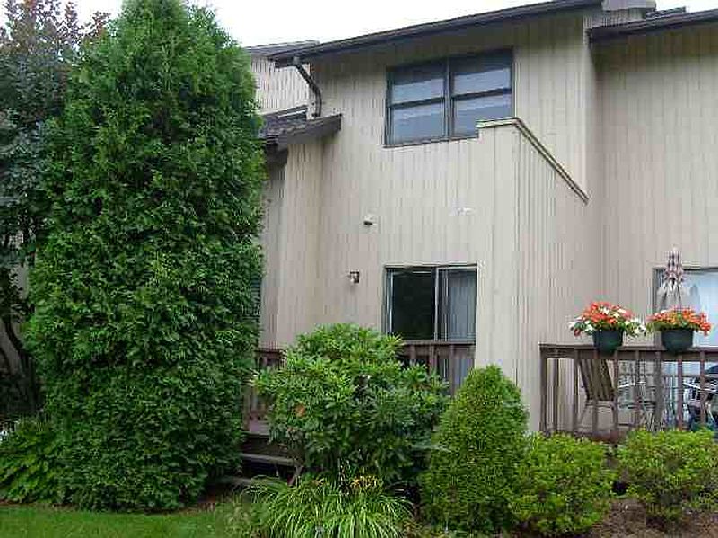 3rd image of 57 HARVARD Road