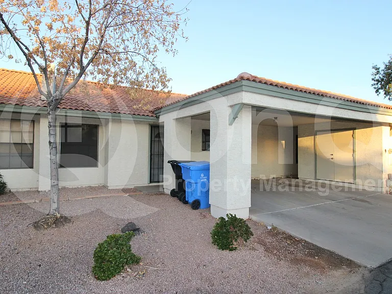 1500 N Sunview Pkwy #9 — Photo 2