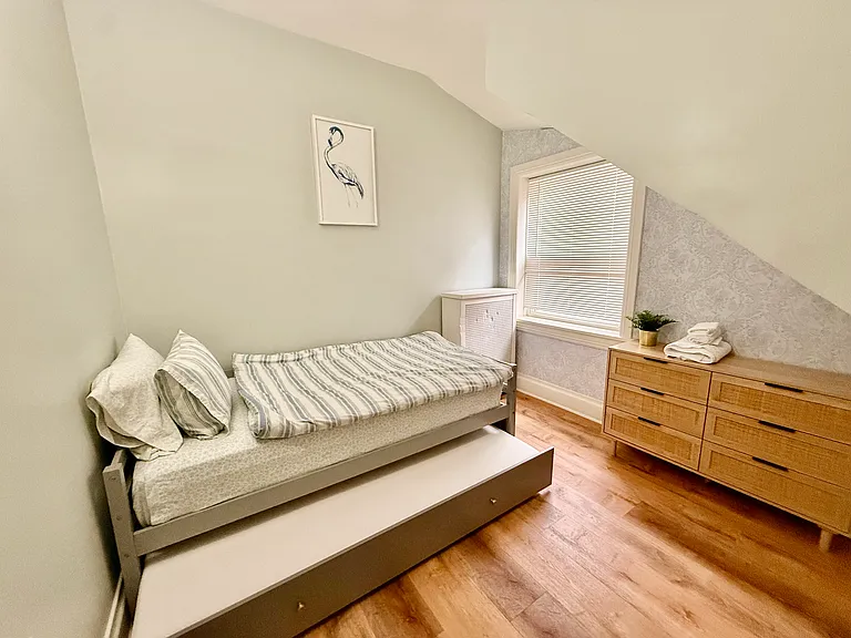 224 N Austin Blvd #1 — Photo 24