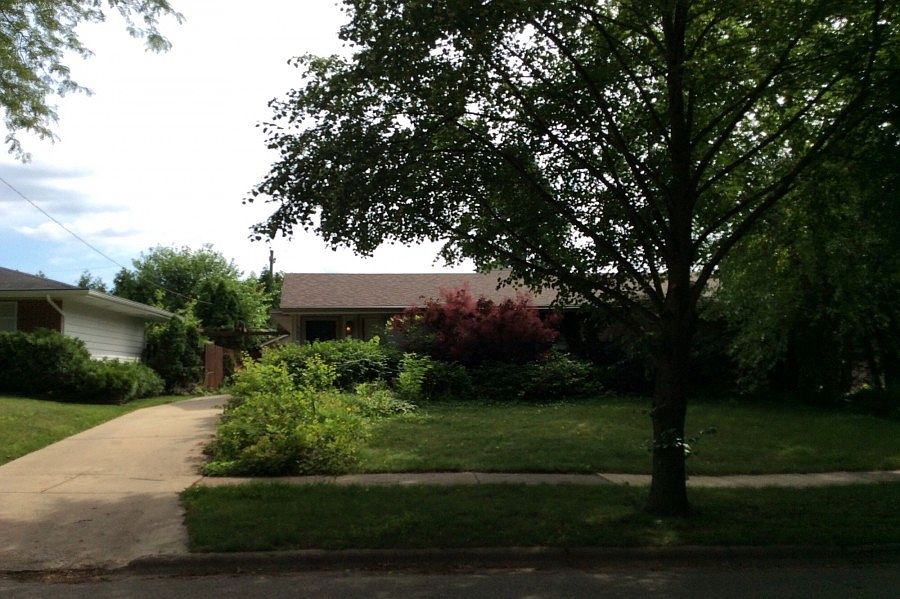 1st image of 3807 Seward Ave