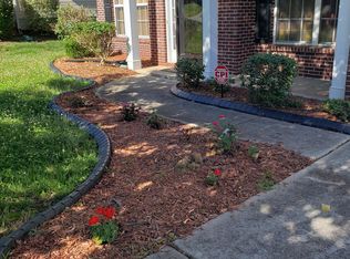 9820 Jeanette Cir, Charlotte, NC 28213