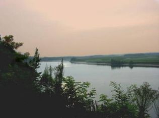 Colonel James Hardin Dr, Clifton, TN 38425