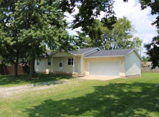 315 Illinois Ave, Wood River, IL 62095