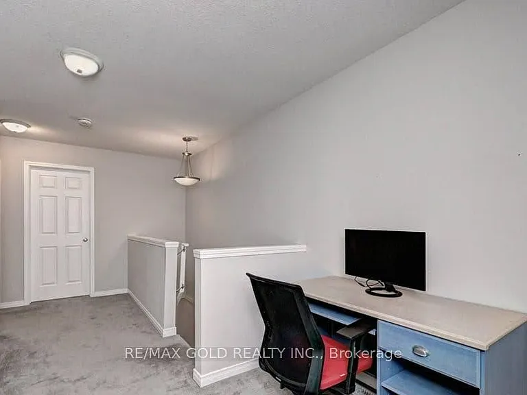 50 Pinnacle Dr #35 — Photo 14