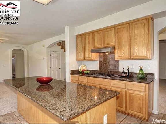 3rd image of 9704 McKenna Dr