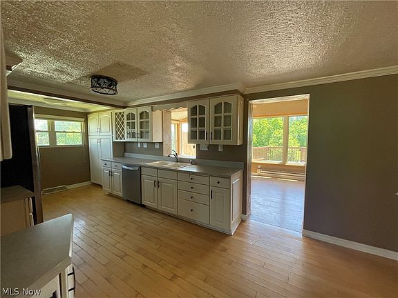5th image of 878 Bantam Ridge Rd