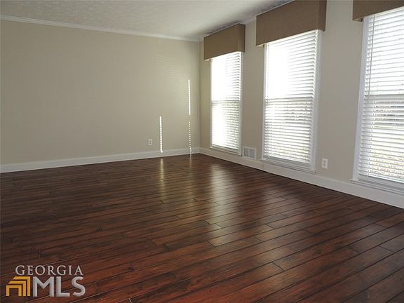 4th image of 6279 S Summers Cir