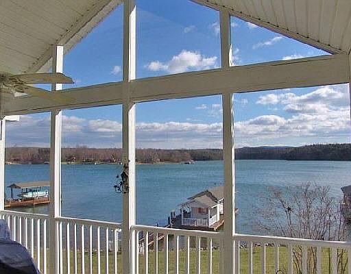 Large Screen Porch