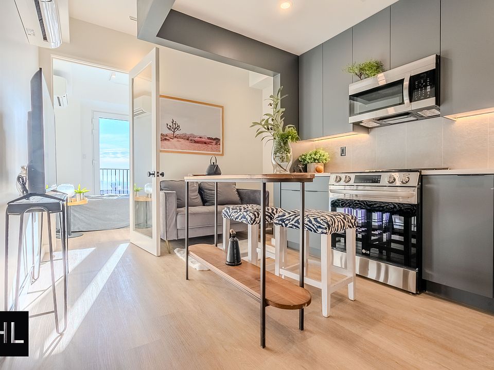 1st image of 931 Carroll St #1033