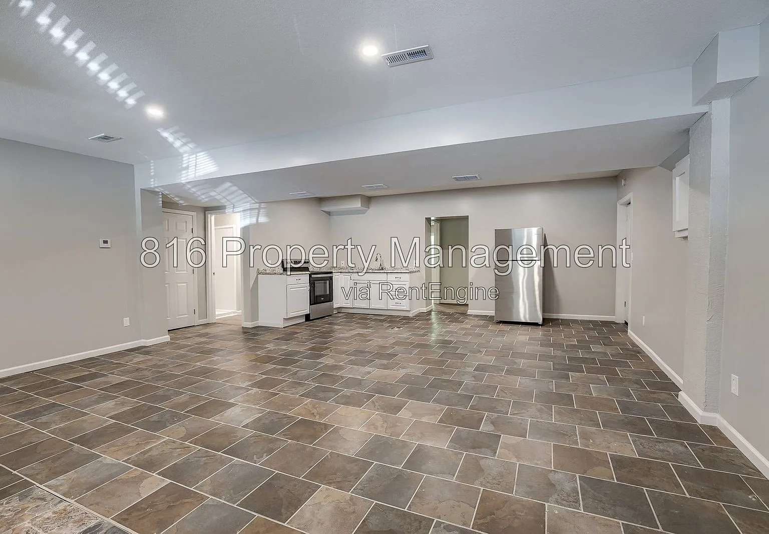 2 bed, 1.0 bath, 600 sqft, $850 — Photo 3