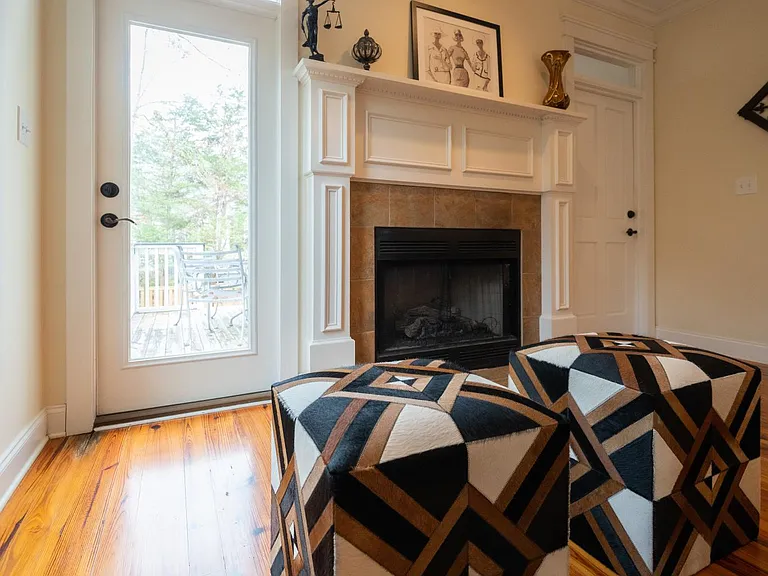 1454 Appling Dr — Photo 36