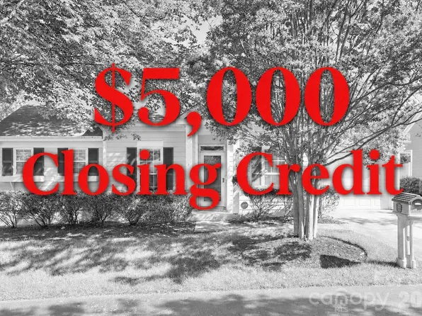 5701 Ebley Ln, Charlotte, NC 28227