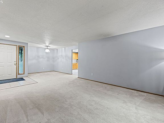 5th image of 1307 SE 189th Pl