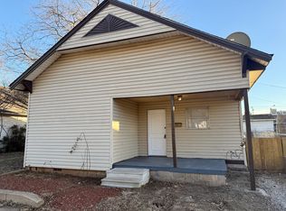 220 3rd Ave NW, Ardmore, OK 73401