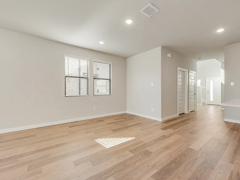 5511 Chasewood Dr — Photo 7