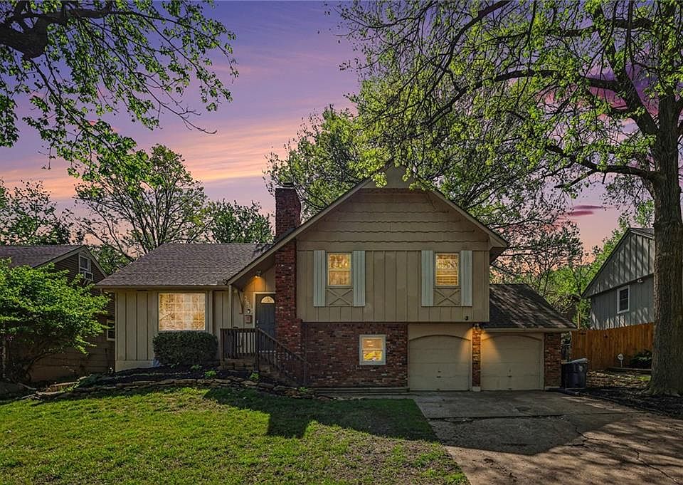 3603 Bridge Manor Dr, Kansas City, MO 64137 | Zillow