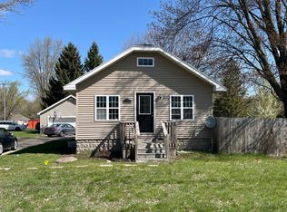 1339 52nd St SE, Kentwood, MI 49508