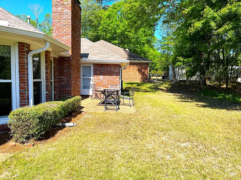 1525 Buk Ct — Photo 33