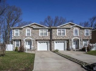 54 Fournier Cres #1, Elmwood Park, NJ 07407