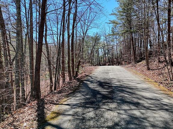 4th image of 10 Firefly Ridge Rd