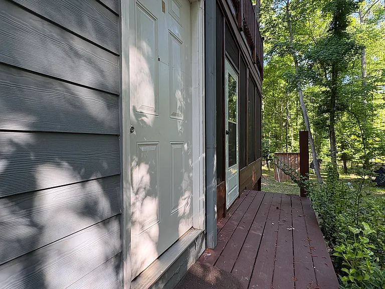 1002 Oak Way — Photo 10