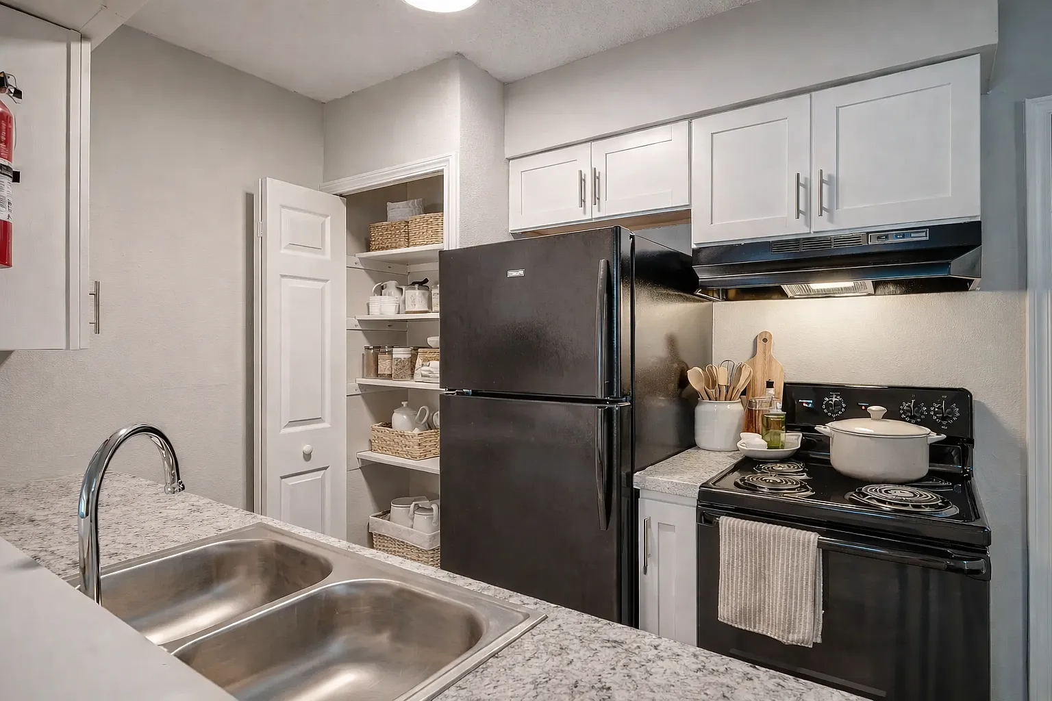 Point Place Apartments — Photo 4