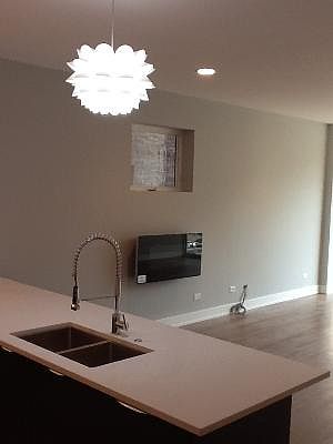 4th image of 1510 W Cortez Ave #2W