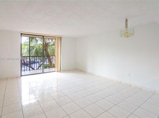 8600 SW 133rd Avenue Rd APT 320, Miami, FL 33183