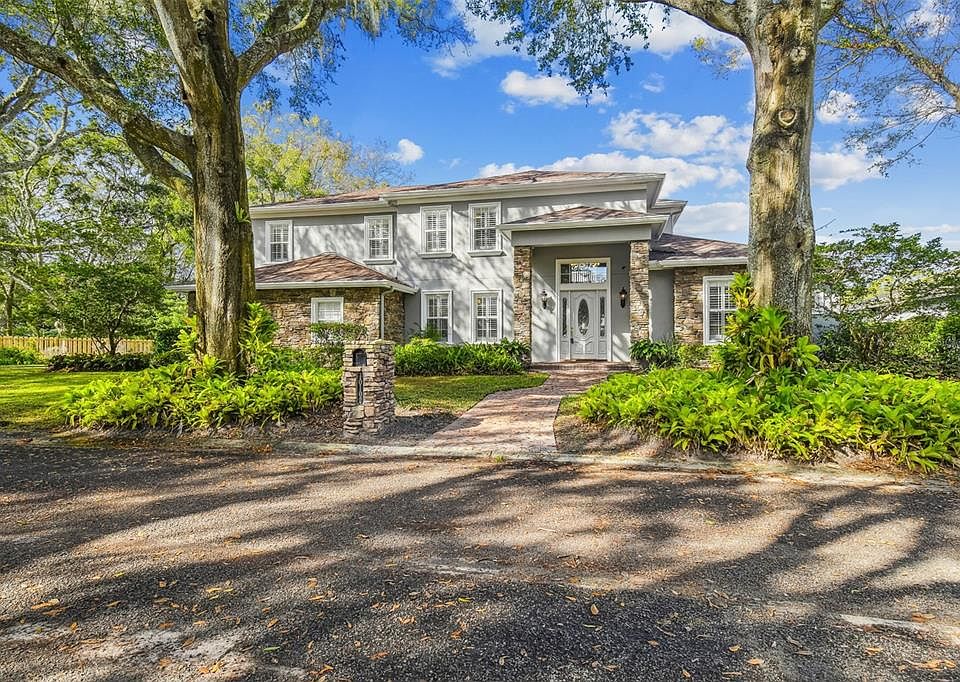 1st image of 10102 LAKE COVE LANE