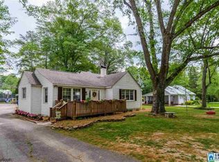 113 Meadow Ln, Trussville, AL 35173