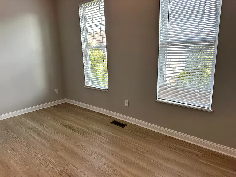 4118 Cambron Dr — Photo 16