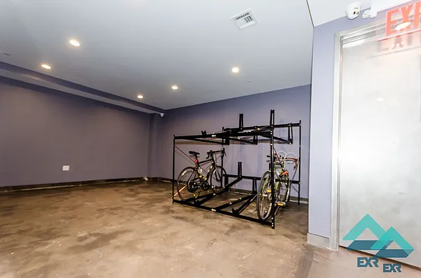 Rented by EXR | media 32