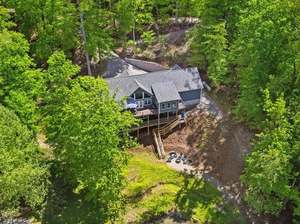 659 Natchez Ln, Sugar Grove, OH 43155