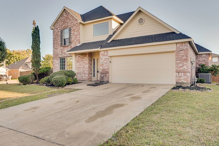 1st image of 200 Autumn Breeze Dr
