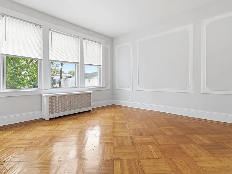 211 McAdoo Ave #2 — Photo 6