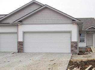 3813 SW Stonehaven Ln, Ankeny, IA 50023