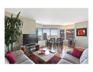 Rented by Vivaldi Real Estate